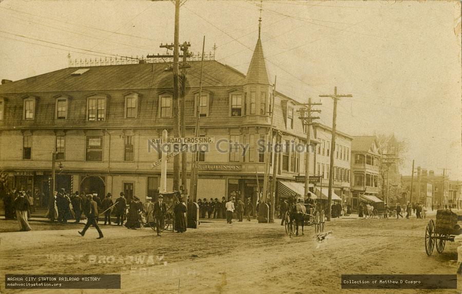 Postcard: West Broadway, Derry, New Hampshire